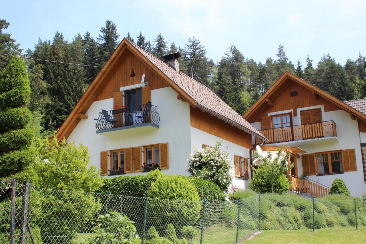 Ferienhaus Familie Zimmermann Keutschach am See Esterno foto
