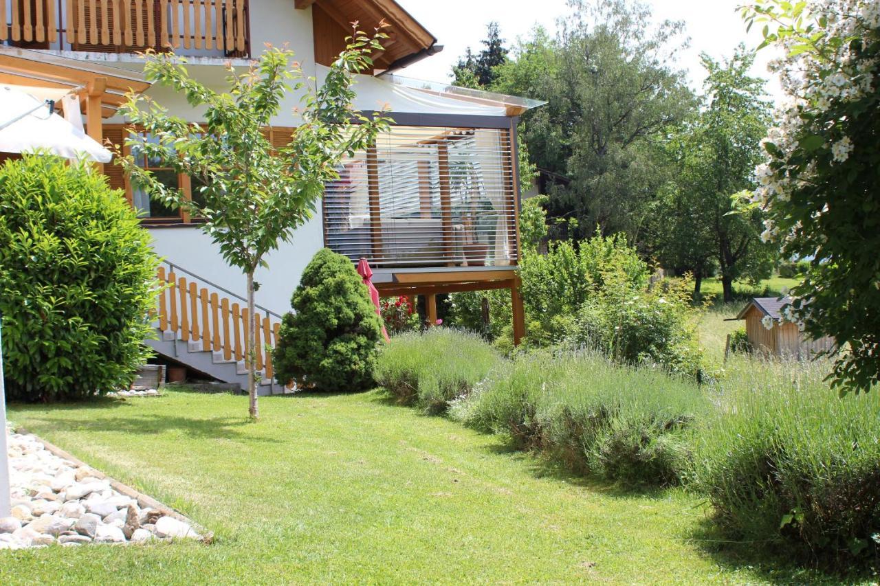 Ferienhaus Familie Zimmermann Keutschach am See Esterno foto